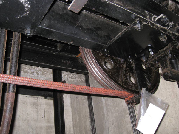 Badly corroded hoist ropes