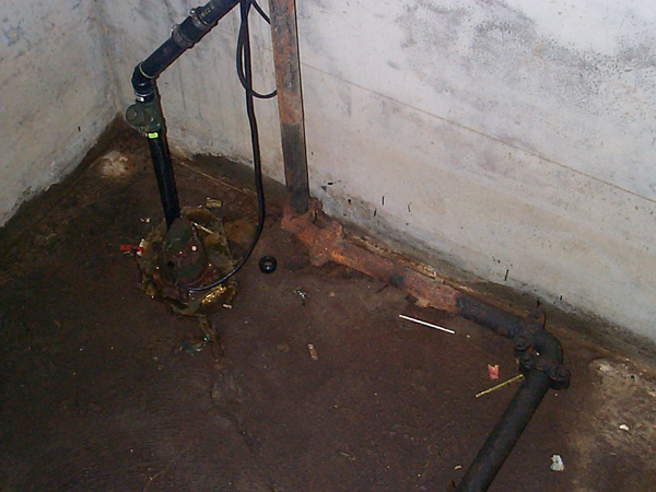 Corroded high pressure oil line – imminent safety hazard