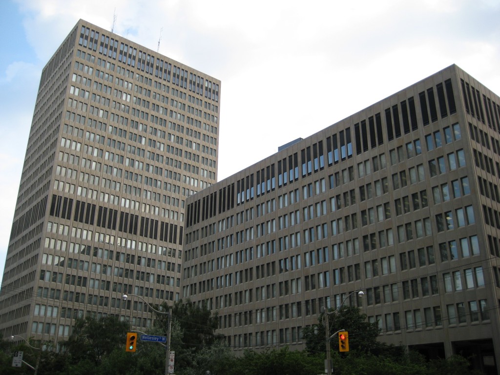 900 Bay Street, Toronto